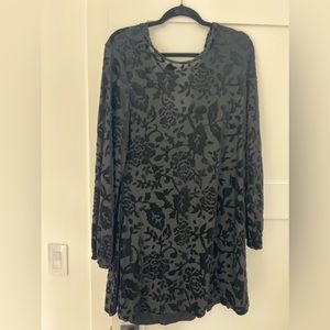 Knot Sisters black floral velvet mini dress size L